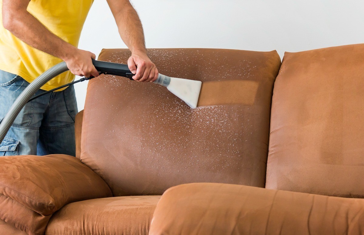 How to Steam Clean Leather Sofa
