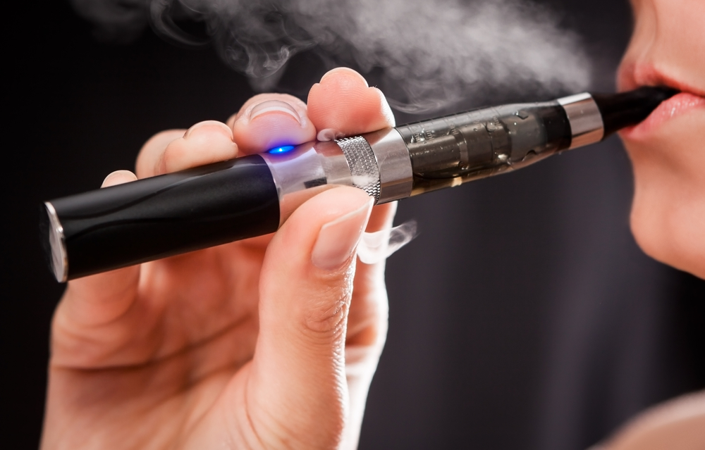 The Social Benefits Of Vaping: How Vaping Can Bring People Together